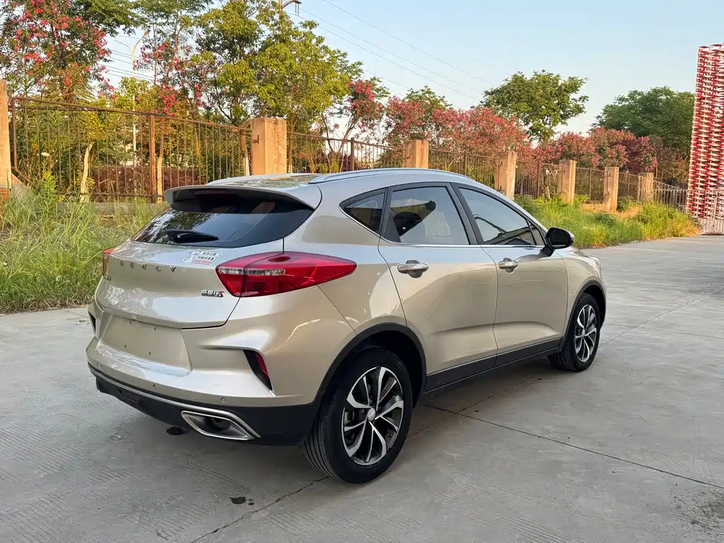 Geely Emgrand GS 2020 — фото 7