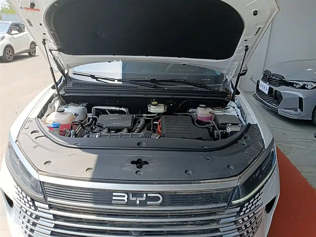 BYD Seal 05 DM-i 2024 — фото 20