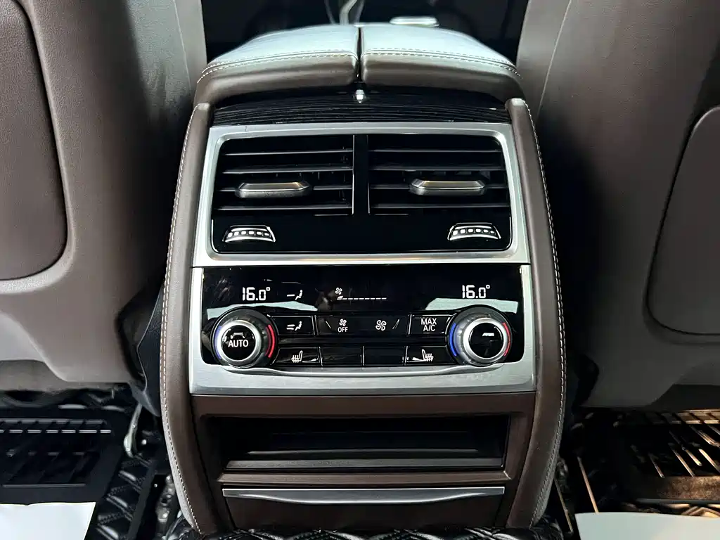 BMW 7 Series 2022 — фото 13