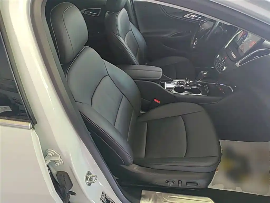 Chevrolet Malibu XL 2017 — фото 25