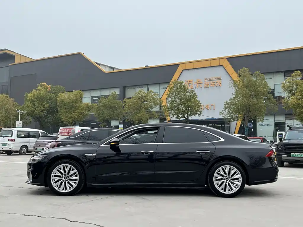 Audi A7L 2024 — фото 4