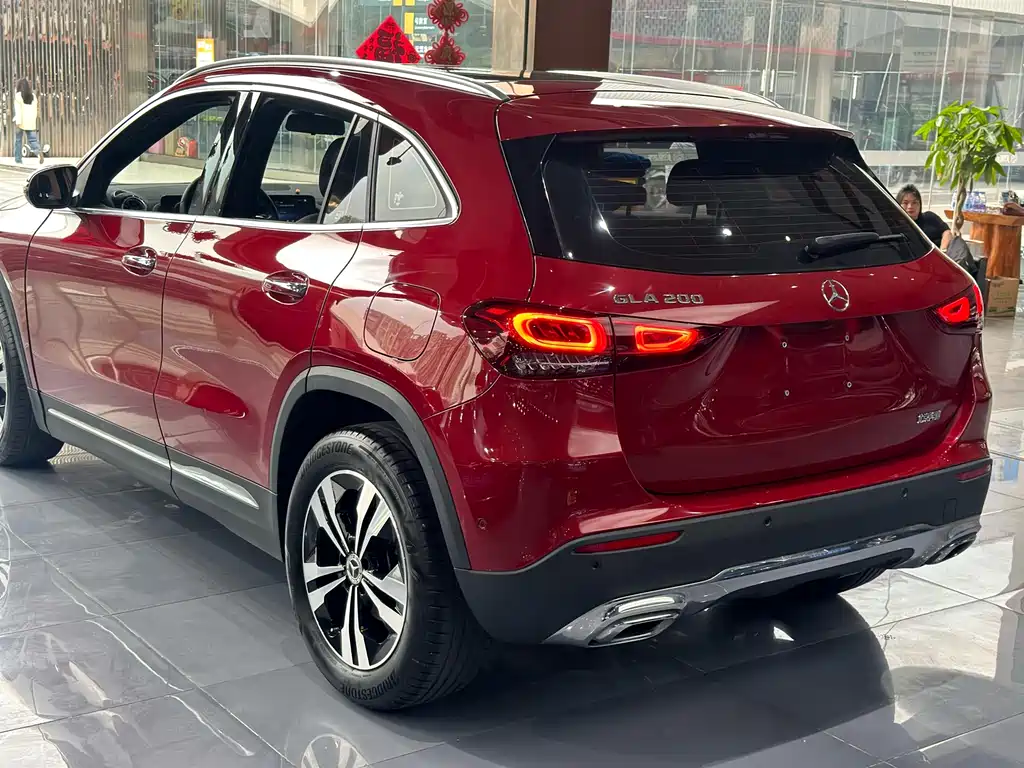 Mercedes-Benz GLA 2021 — фото 6