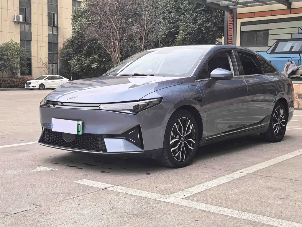 XPeng P5 2022