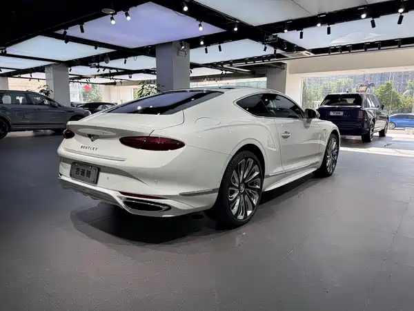 Bentley Continental Plug-In Hybrid 2025