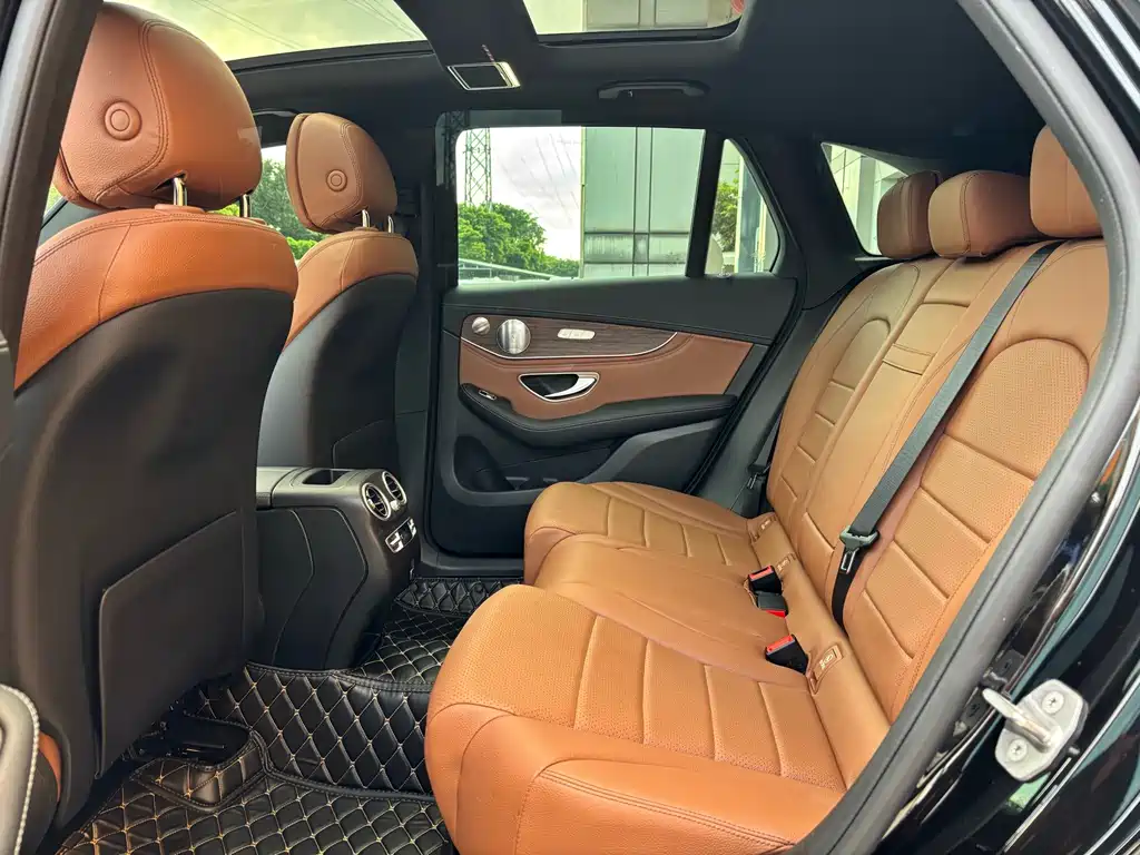 Mercedes-Benz GLC 2020 — фото 11