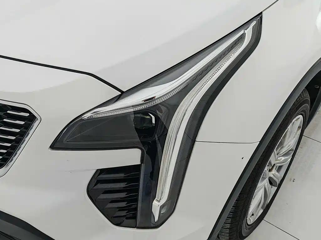 Cadillac XT4 2021 — фото 17