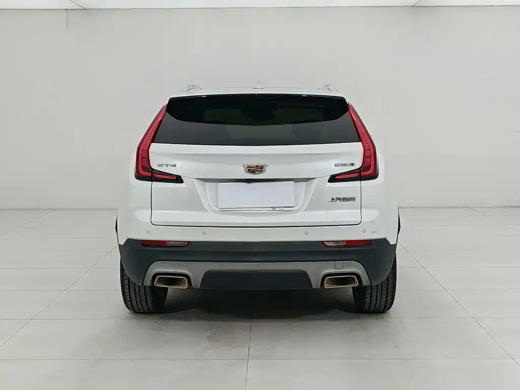 Cadillac XT4 2021 — фото 5