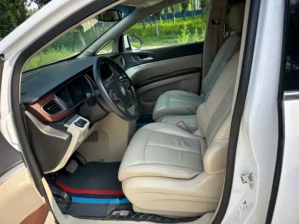 Buick GL8 2018