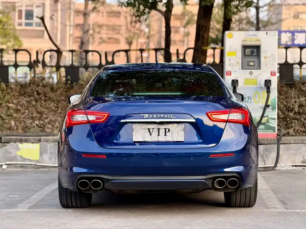 Maserati Ghibli 2020 — фото 8