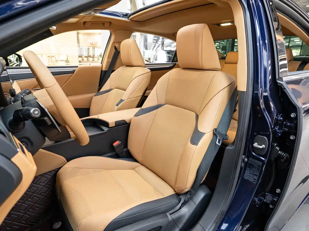 Lexus ES 2025 — фото 11