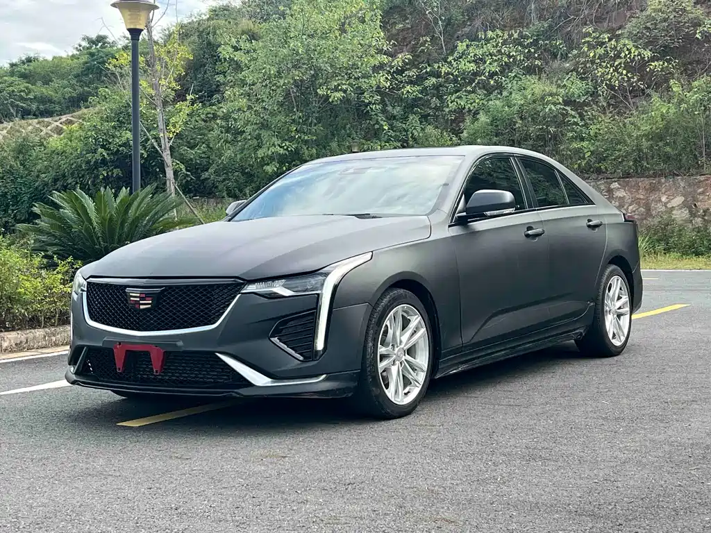 Cadillac CT4 2020 — фото 1