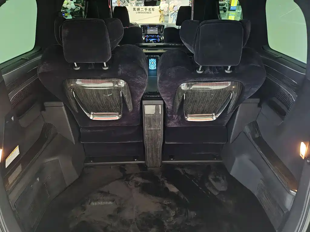 Toyota Alphard 2019 — фото 20