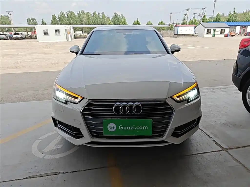 Audi A4L 2018 — фото 3