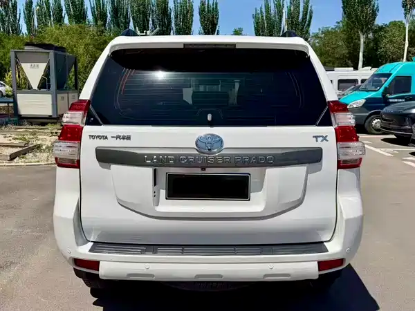 Toyota Prado 2016