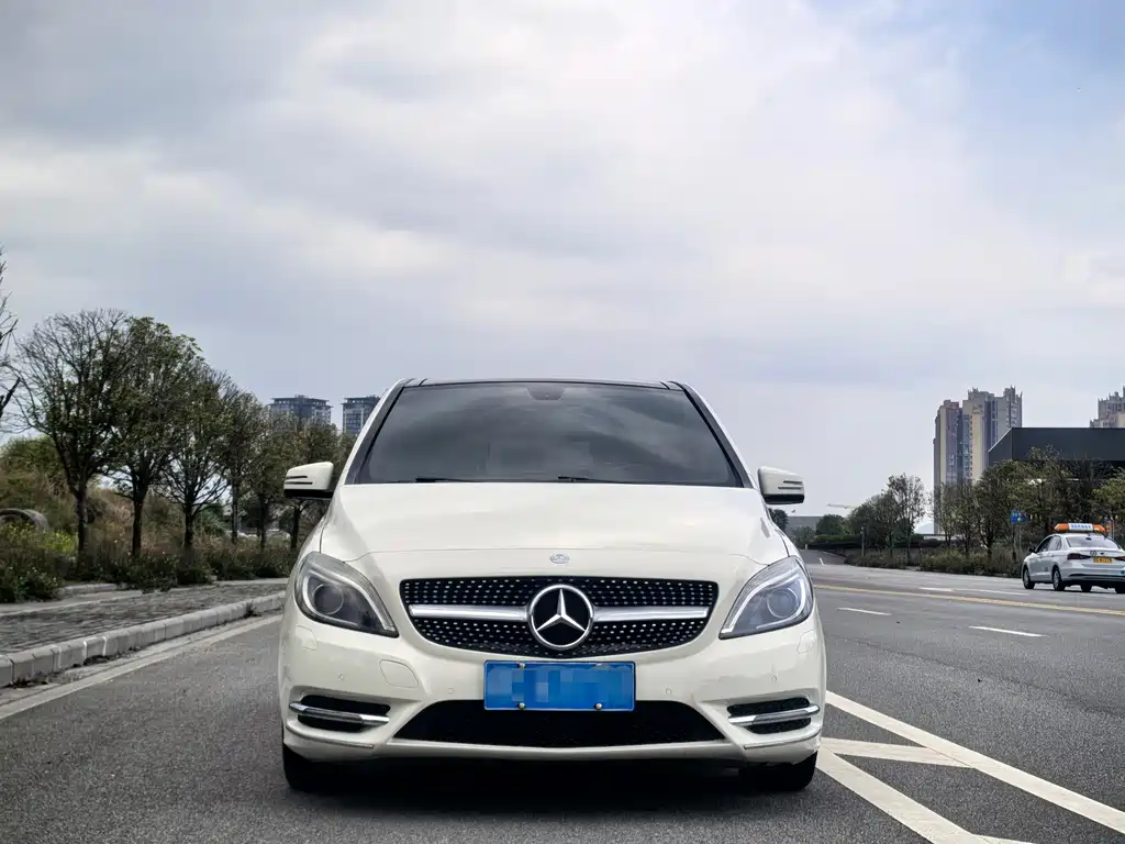 Mercedes-Benz B-Class 2014 — фото 2
