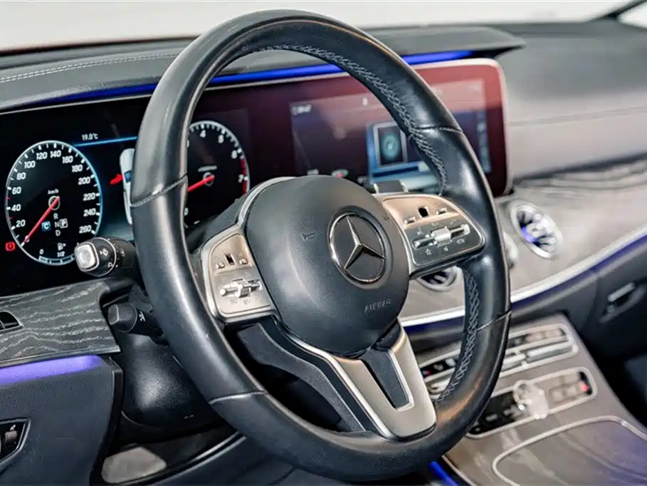 Mercedes-Benz CLS 2020 — фото 10