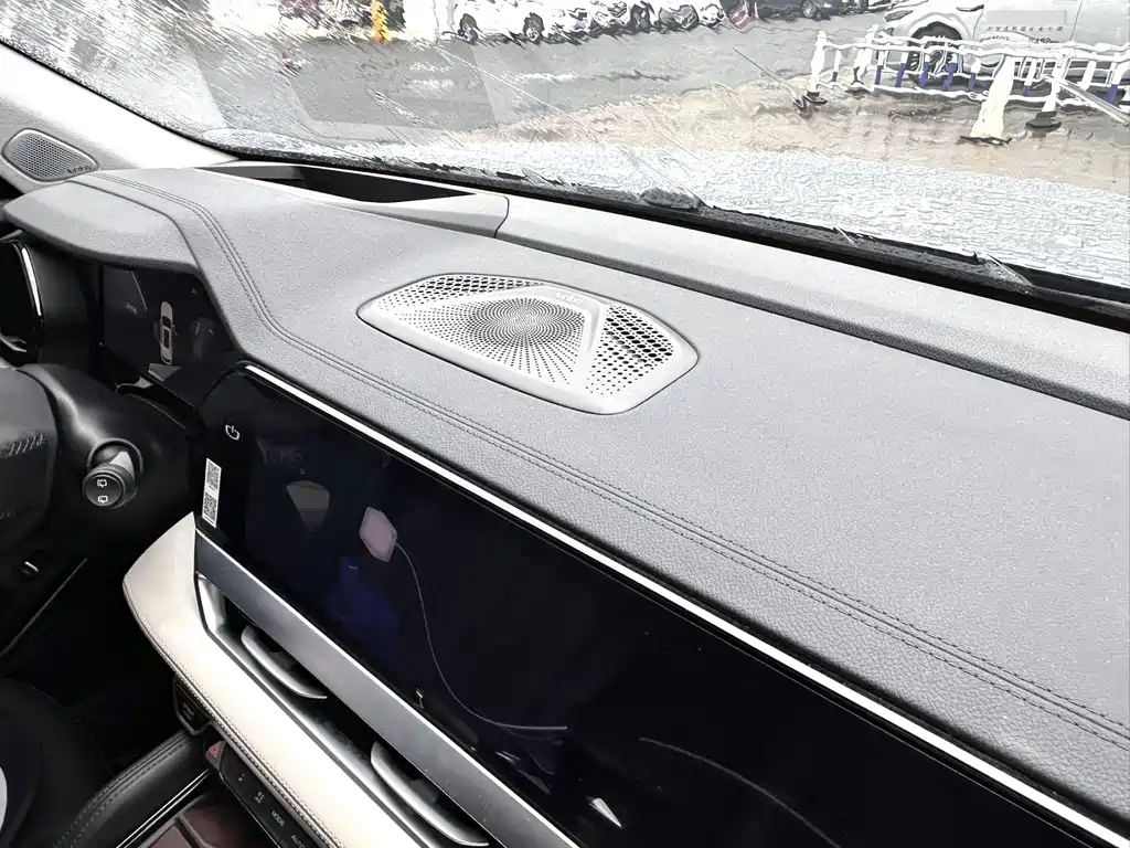 Geely Xingyue L 2023 — фото 4