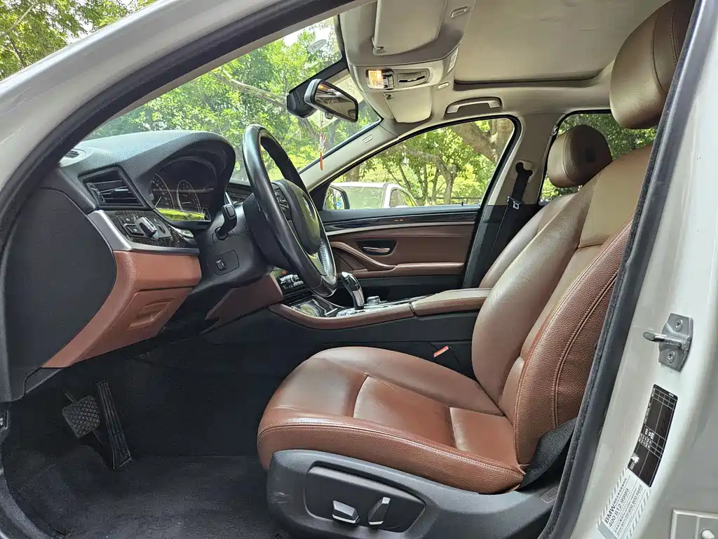 BMW 5 Series 2016