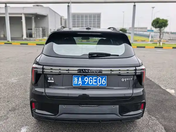 Lynk & Co 01 2023