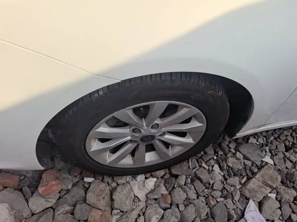 Roewe i6 Classic 2017 — фото 23