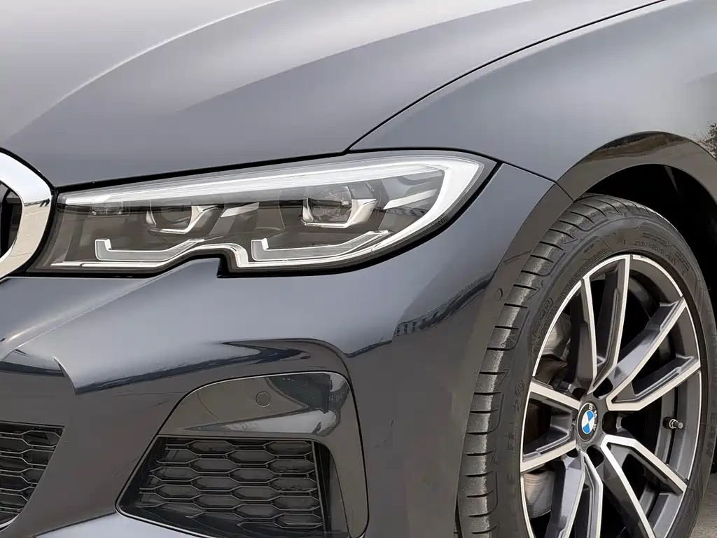 BMW 3 Series 2020 — фото 10
