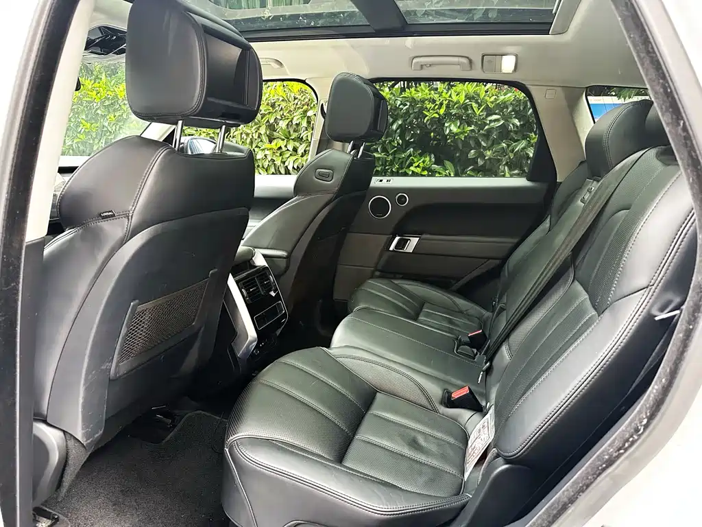 Land Rover Sport 2013 — фото 16