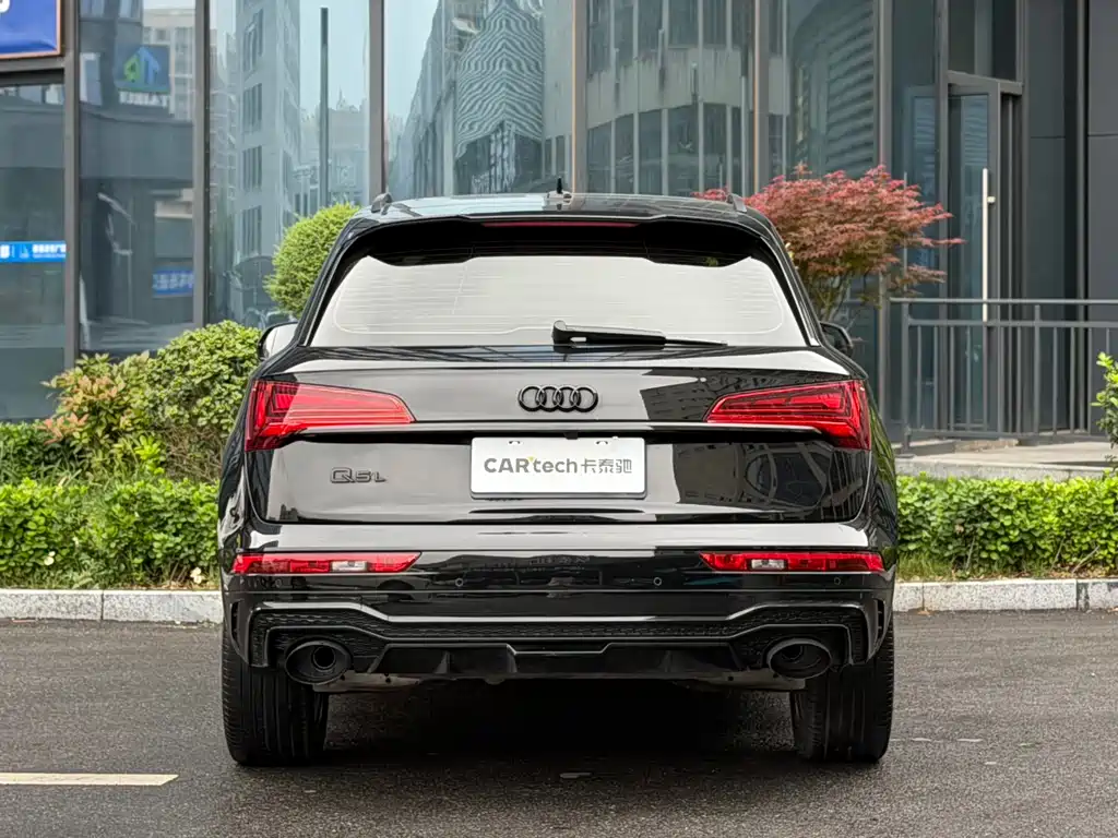 Audi Q5L 2023 — фото 4