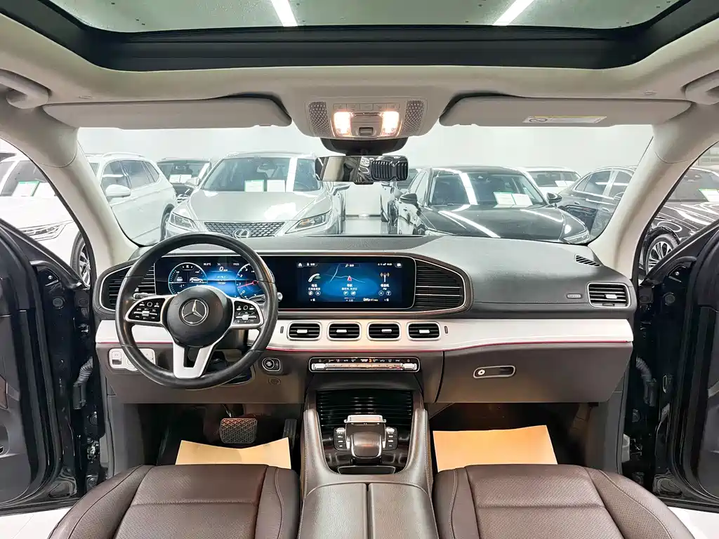 Mercedes-Benz GLE 2021 — фото 9