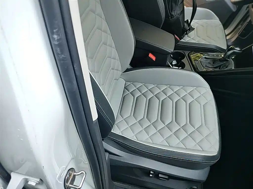 Volkswagen Tayron 2023 — фото 25