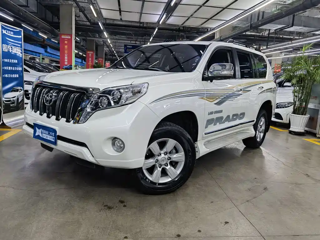 Toyota Prado 2014 — фото 1