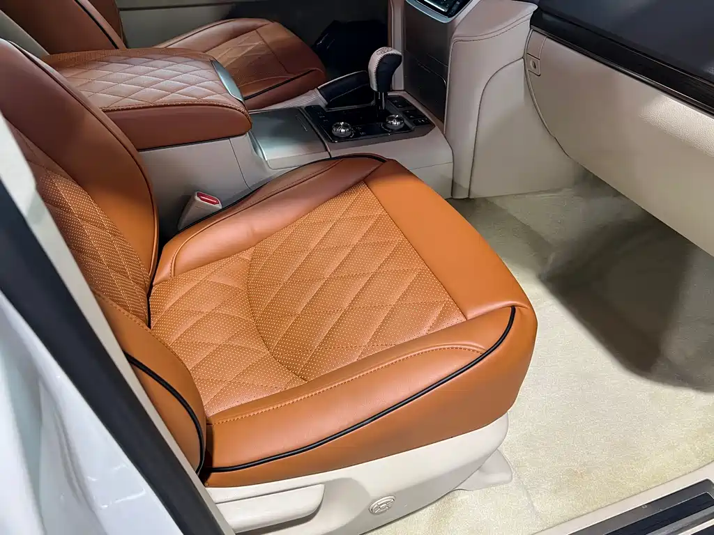 Toyota Land Cruiser 2019 — фото 26