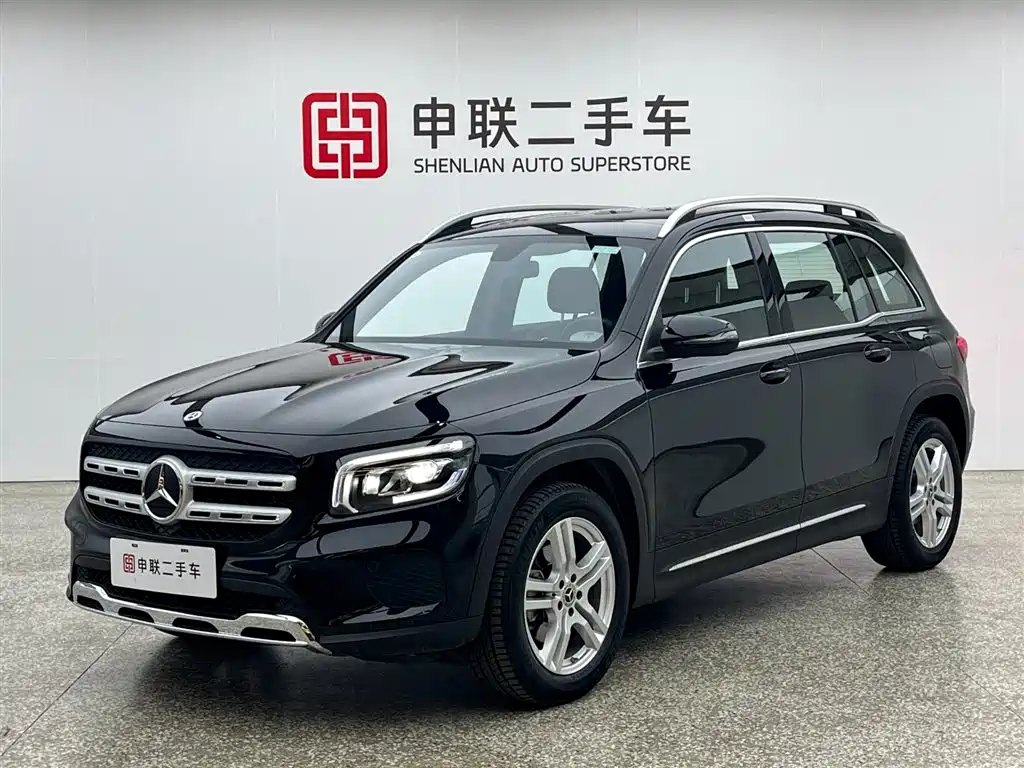 Mercedes-Benz GLB 2023 — фото 1