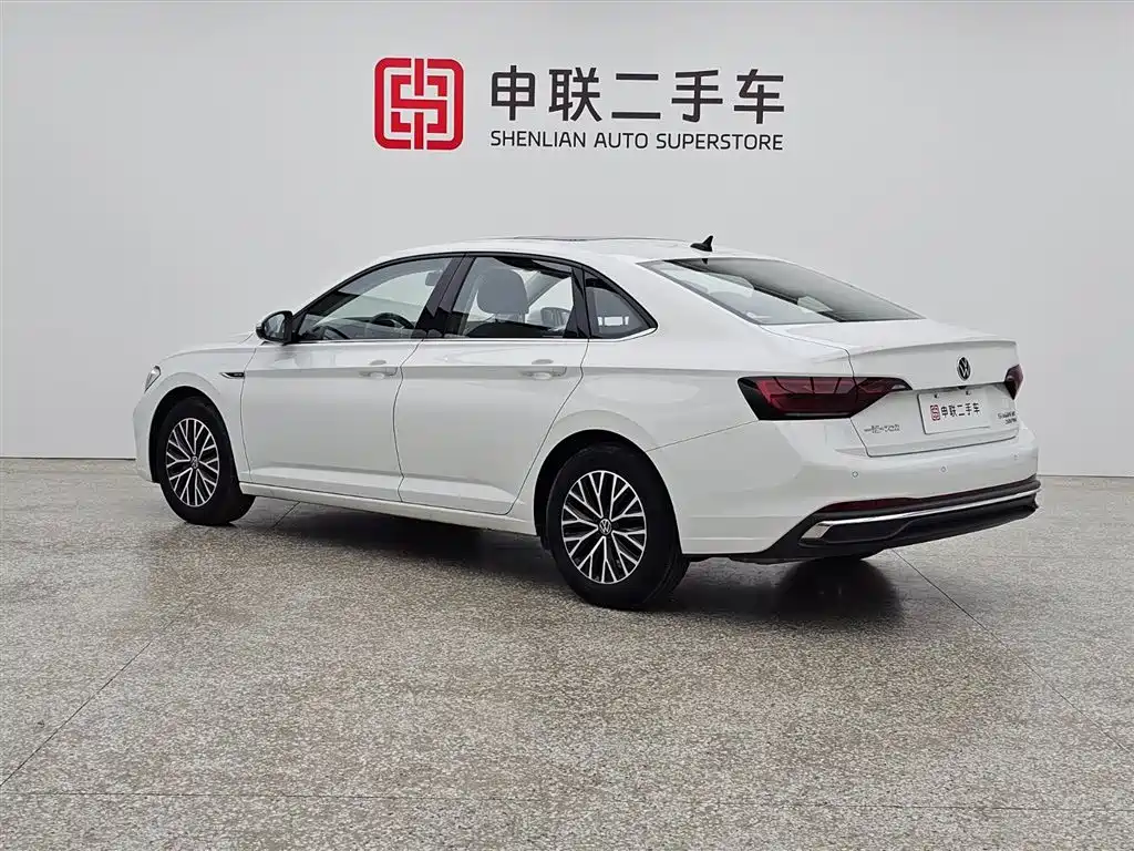 Volkswagen Sagitar 2024