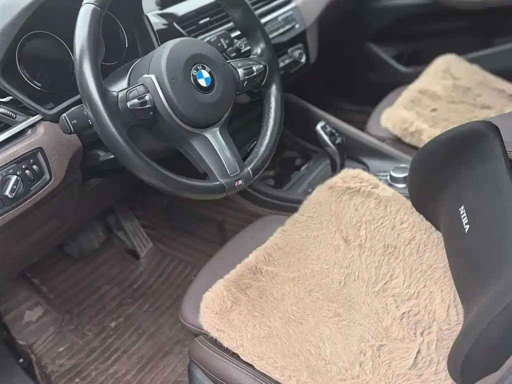 BMW X1 2022 — фото 8