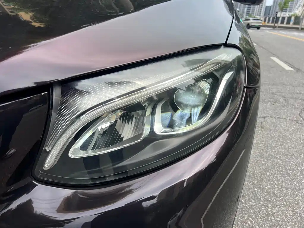 Mercedes-Benz GLC 2019