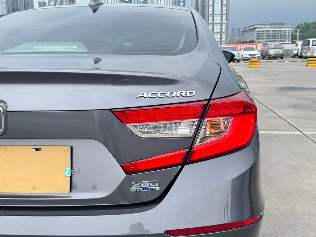 Honda Accord 2021 — фото 16