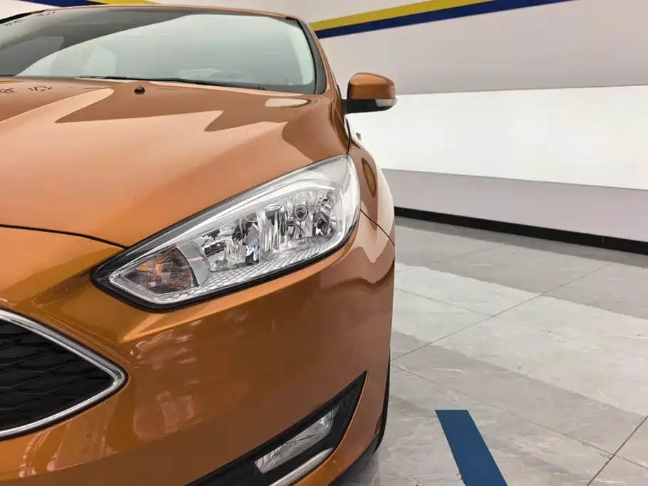 Ford Focus 2017 — фото 5