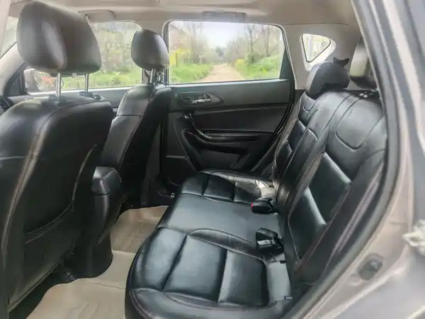 Changan CS35 2015