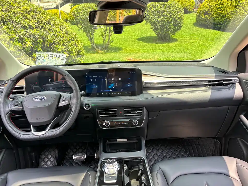 Ford Edge 2021 — фото 11