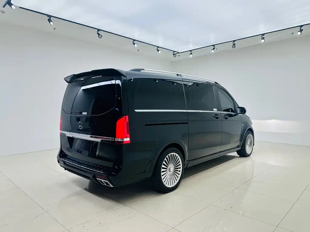Mercedes-Benz V-Class 2016