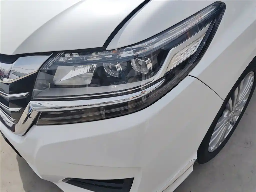 Honda Elysion 2018 — фото 18