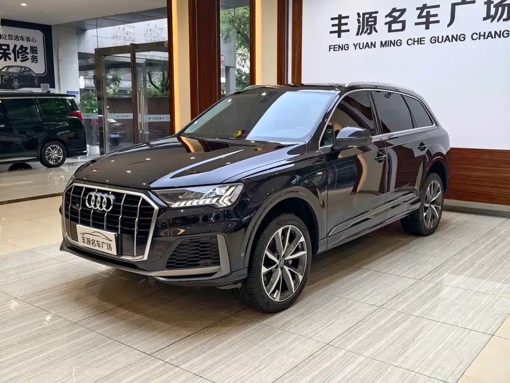 Audi Q7 2021