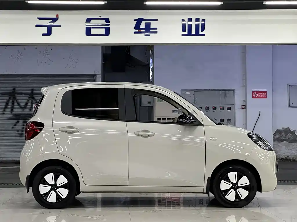 Wuling MINIEV 2025