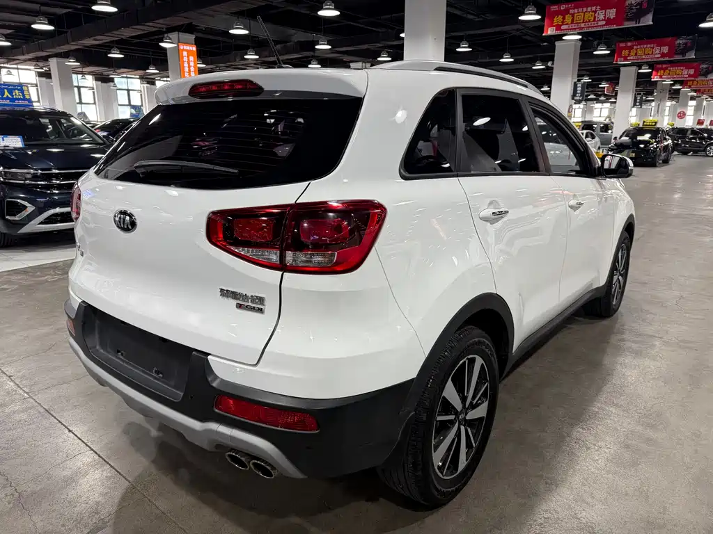 Kia KX3 2017 — фото 8