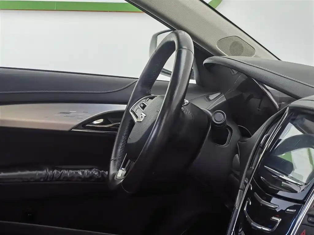 Cadillac ATS-L 2016 — фото 22