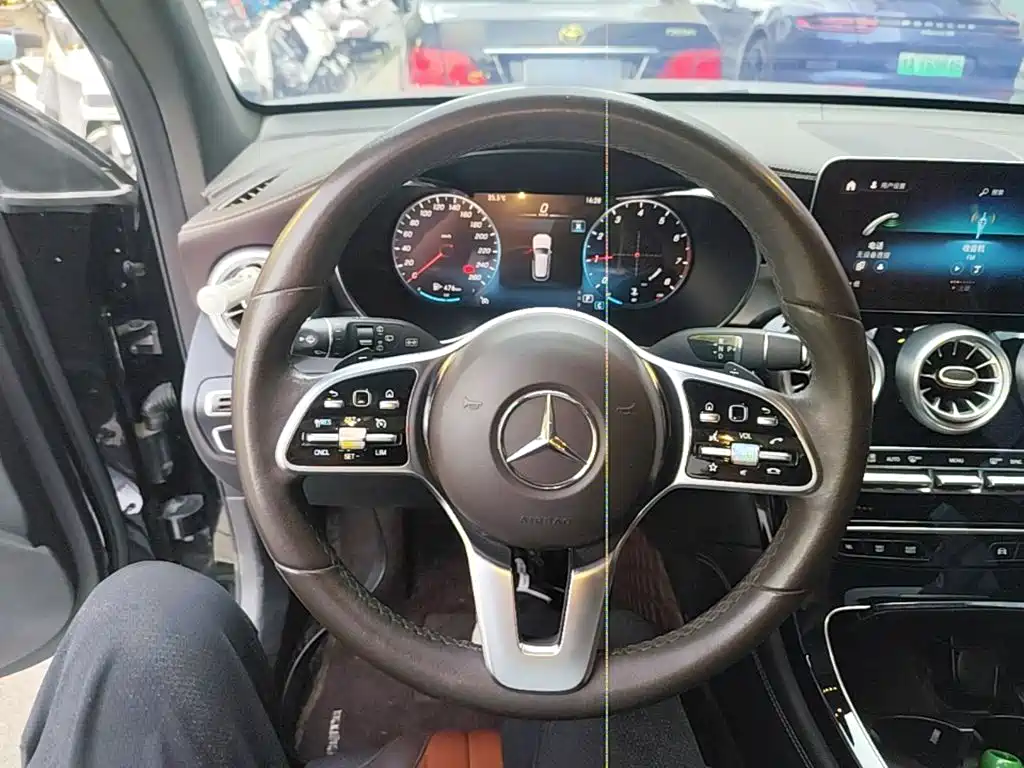 Mercedes-Benz GLC 2021 — фото 11
