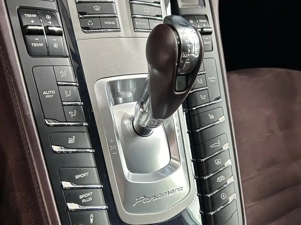 Porsche Panamera 2012 — фото 8