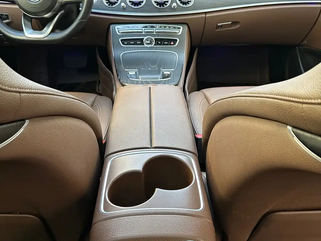 Mercedes-Benz E-Class 2020 — фото 6