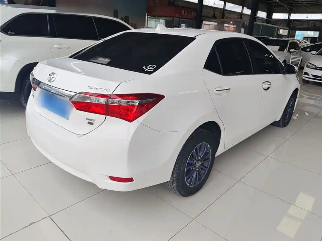 Toyota Corolla 2019 — фото 7