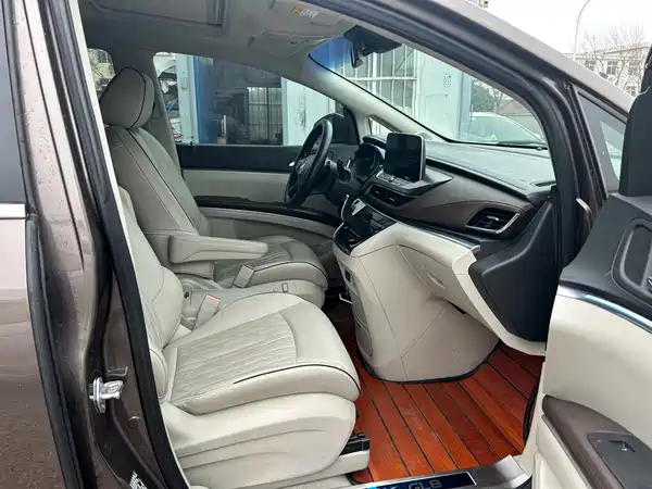 Buick GL8 2022